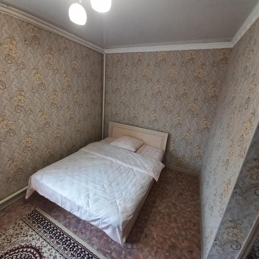 Hotel "Тихий Дом Трансфер" Bishkek Exteriör bild