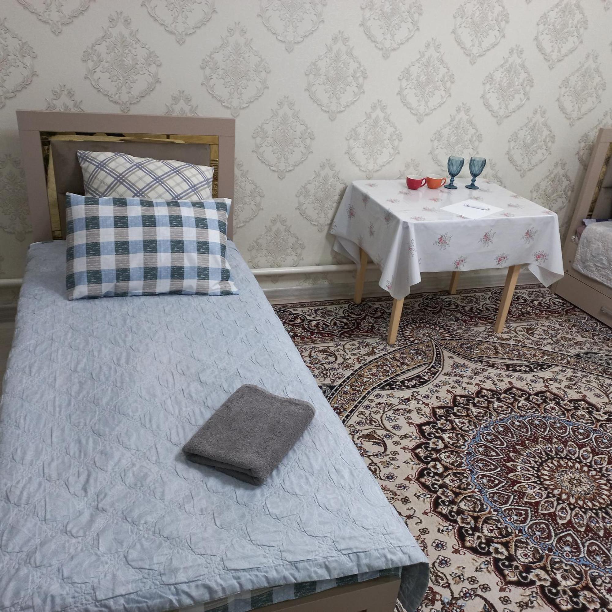 Hotel "Тихий Дом Трансфер" Bishkek Rum bild